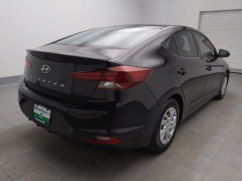 Used 2020 Hyundai Elantra SE FWD image 7