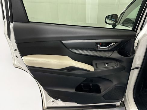 Used 2024 Subaru Ascent Premium w/ Convenience Package image 25