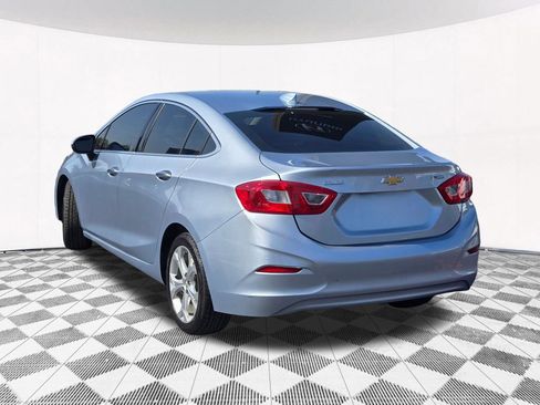 Used 2017 Chevrolet Cruze Premier FWD image 19