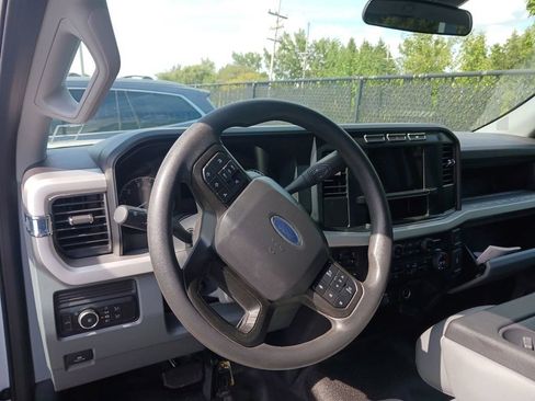 Used 2024 Ford F250 XL w/ XL Chrome Package AWD/4WD image 8