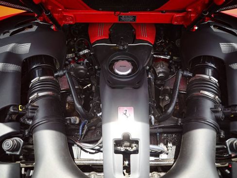 Certified 2019 Ferrari 488 Spider RWD image 21