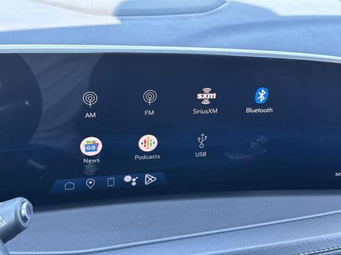 Used 2024 Cadillac XT4 Premium Luxury image 15