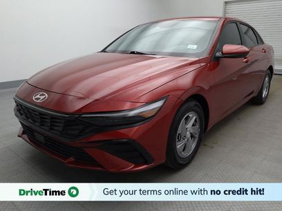 Used 2025 Hyundai Elantra SE