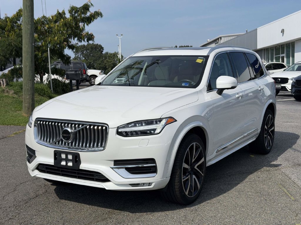 Used 2023 Volvo XC90 B6 Plus w/ Protection Package Premier AWD/4WD image 23
