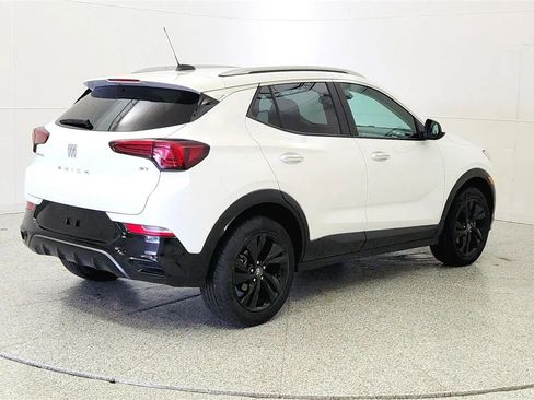 Used 2024 Buick Encore GX Sport Touring AWD/4WD image 7