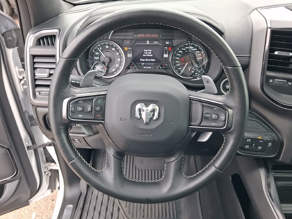 Used 2022 RAM 1500 Laramie AWD/4WD image 23