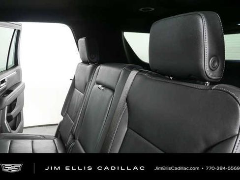 Used 2025 Chevrolet Tahoe LT AWD/4WD image 19