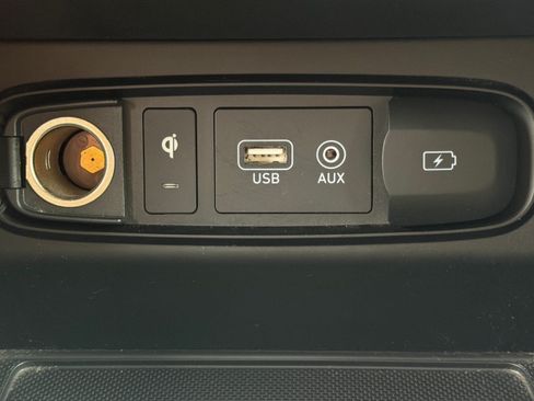 Used 2020 Hyundai Santa Fe SEL w/ Convenience + Premium Package FWD image 26