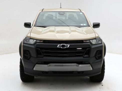 Used 2024 Chevrolet Colorado Trail Boss w/ Advanced Trailering Package image 4