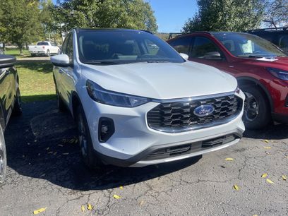 New 2025 Ford Escape ST-Line Elite w/ Tech Pack #1