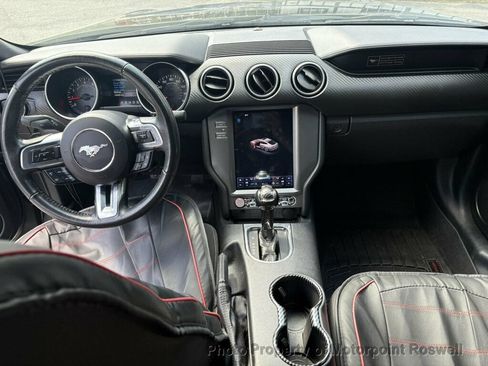 Used 2020 Ford Mustang Coupe RWD image 18