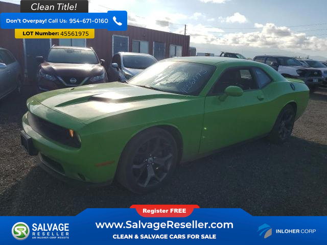 Used 2017 Dodge Challenger SXT RWD image 1