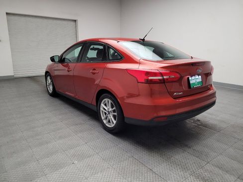Used 2018 Ford Focus SE FWD image 5