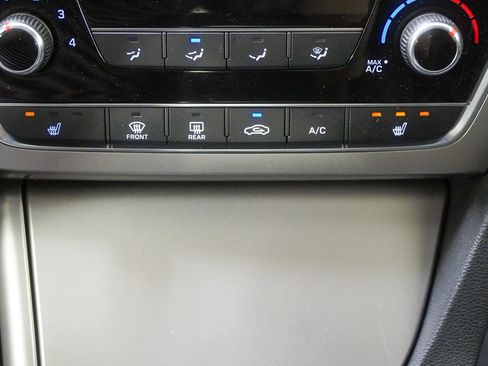 Used 2017 Hyundai Sonata Sport w/ Value Edition Package 02 image 33