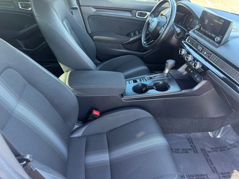 Used 2024 Honda Civic Sport image 14