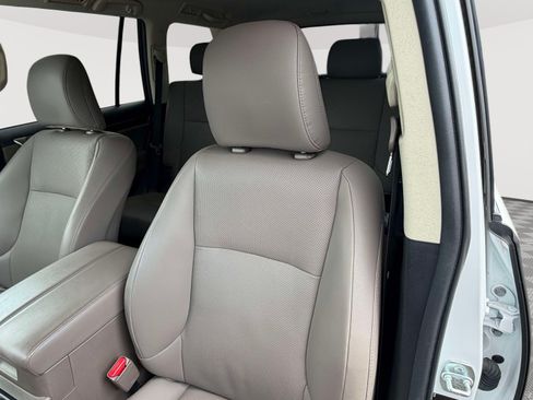 Used 2021 Lexus GX 460 Premium w/ Premium Package AWD/4WD image 23