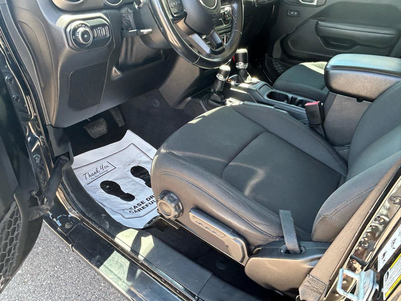 Used 2019 Jeep Wrangler Unlimited Sport S AWD/4WD image 10