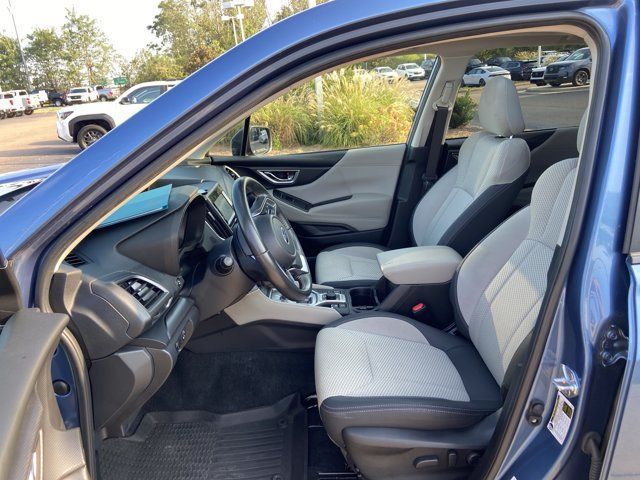 Used 2024 Subaru Forester Premium AWD/4WD image 38