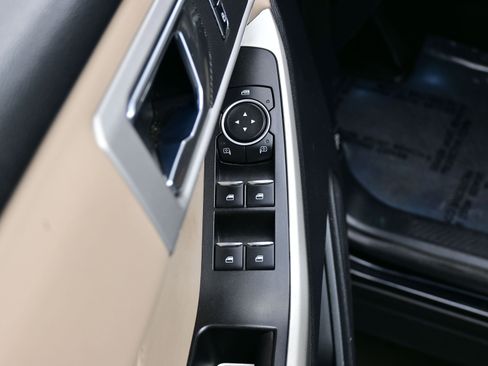 Used 2021 Ford Explorer XLT w/ Class III Trailer Tow Package image 11