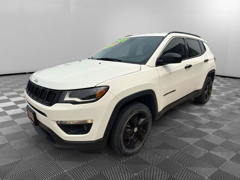Used 2018 Jeep Compass Latitude w/ Popular Equipment Group image 7