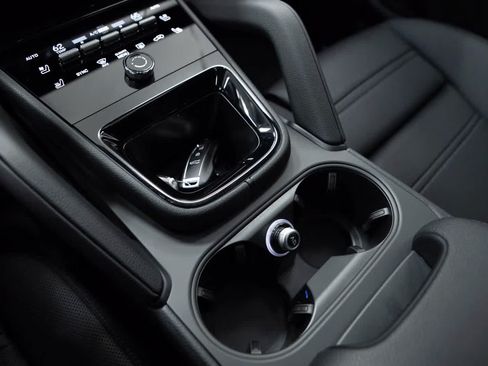 Certified 2026 Porsche Cayenne S AWD/4WD image 29