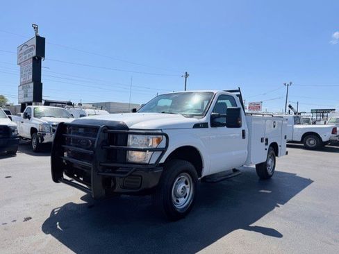 Used 2015 Ford F250 XL w/ Power Equipment Group image 2