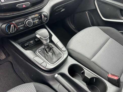 Used 2023 Kia Soul LX w/ LX Technology Package image 29