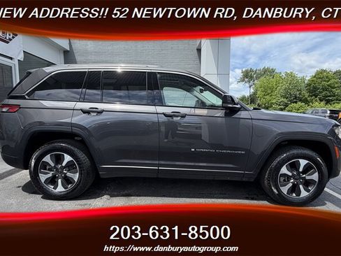 Used 2023 Jeep Grand Cherokee 4WD 4xe image 6