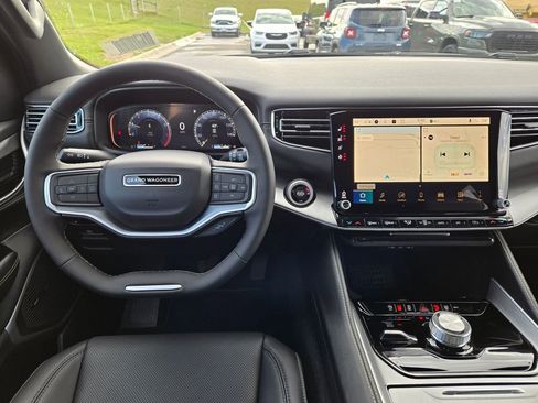 New 2026 Jeep Grand Wagoneer Limited AWD/4WD image 17