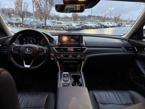 Used 2021 Honda Accord Touring image 28