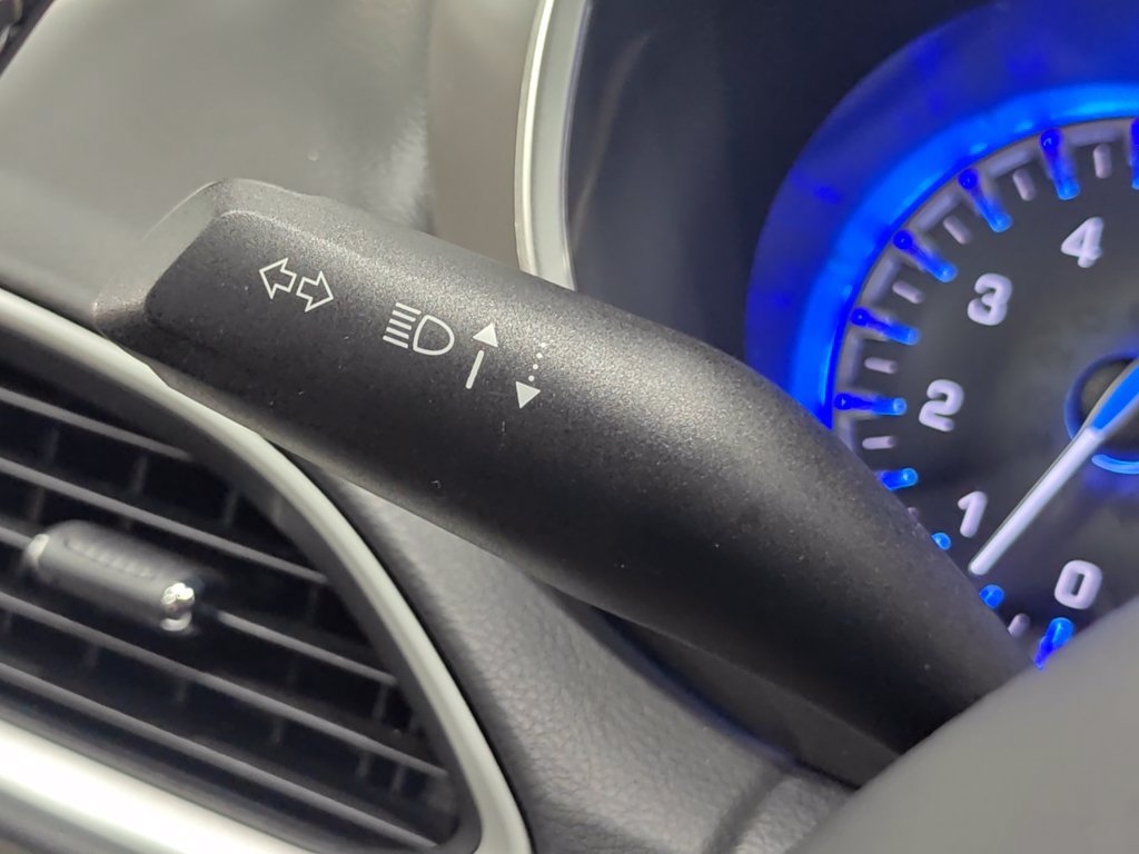Used 2024 Chrysler Pacifica Touring-L FWD image 49