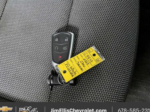 Certified 2023 Chevrolet Traverse LT FWD image 24