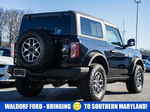 Used 2023 Ford Bronco Badlands image 5