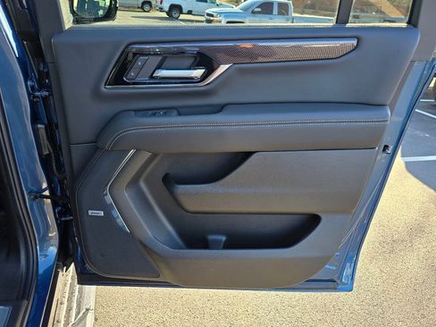 New 2026 GMC Yukon XL Elevation w/ Elevation Premium Package image 33
