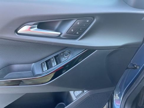New 2026 Chevrolet Equinox RS w/ Convenience Package III FWD image 16