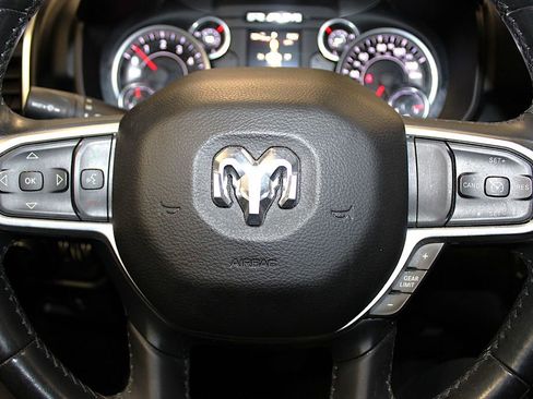 Used 2019 RAM 1500 Big Horn image 12