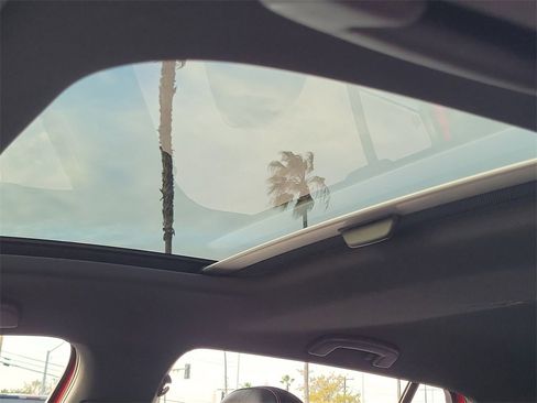 Used 2019 Volkswagen GTI SE image 13