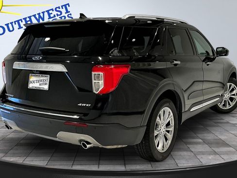 Used 2023 Ford Explorer Limited AWD/4WD image 6