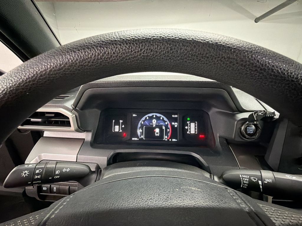 Used 2024 Toyota Tacoma SR5 RWD image 11