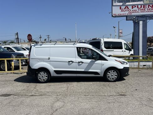 Used 2022 Ford Transit Connect XL FWD image 2