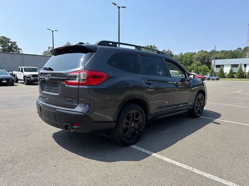 Used 2023 Subaru Ascent Onyx Edition AWD/4WD image 5