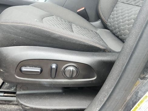 Used 2018 Chevrolet Equinox LT AWD/4WD image 11
