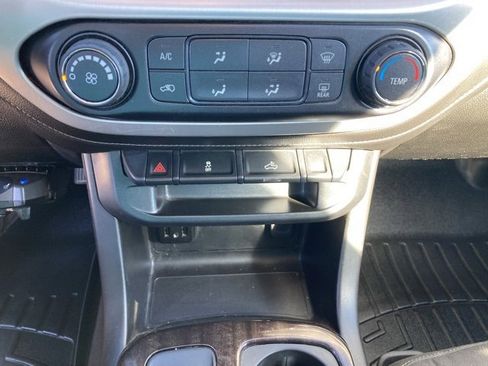 Used 2019 GMC Canyon SLE w/ Trailering Package image 25