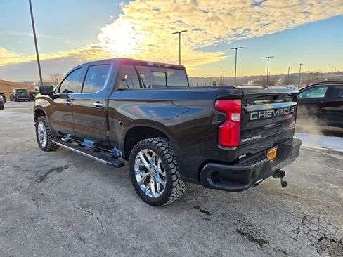 Used 2019 Chevrolet Silverado 1500 High Country w/ Technology Package image 6