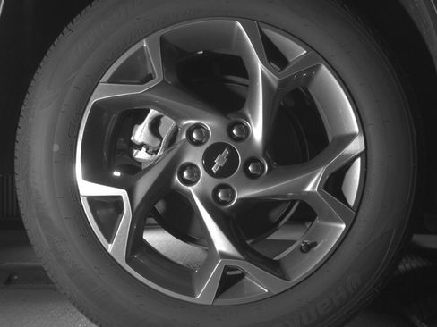 Used 2025 Chevrolet Trax LT w/ LT Convenience Package image 15