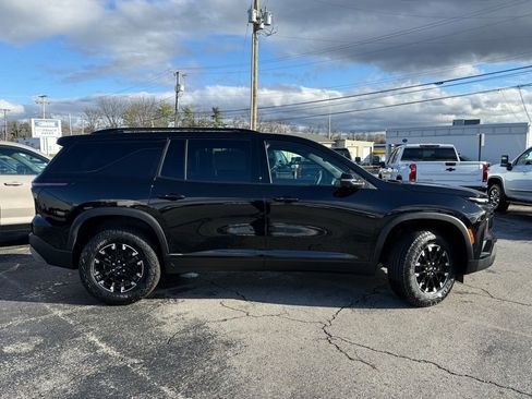 New 2026 Chevrolet Traverse Z71 image 3