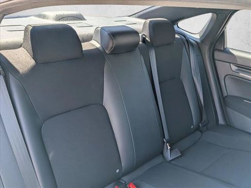 Used 2023 Honda Civic Sport image 16