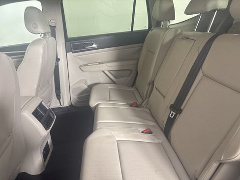 Used 2018 Volkswagen Atlas SE FWD image 12