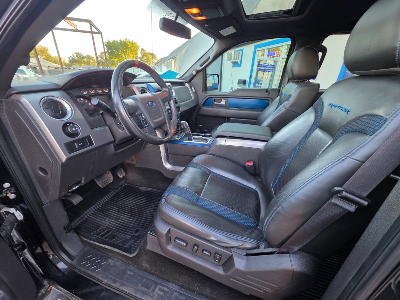 Used 2013 Ford F150 Raptor w/ SVT Exterior Graphics Pkg AWD/4WD image 12