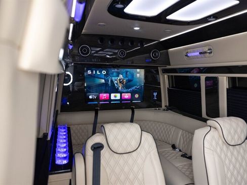 Used 2023 Mercedes-Benz Sprinter 3500 w/ Parking Package image 22